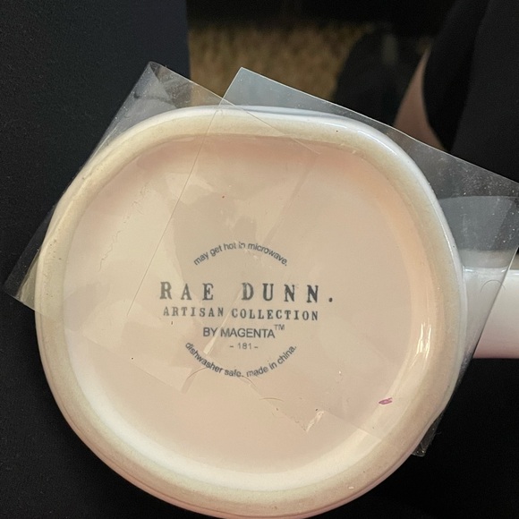 BRAND NEW Rae Dunn Puppy Love 7” Mug w/ Dog Topper - Picture 3 of 4